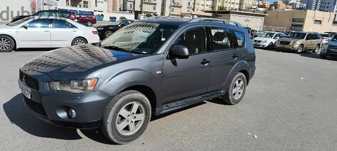 Mitsubishi Outlander 2010 in excellent condition