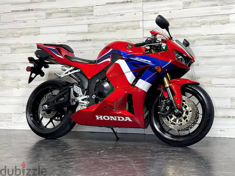 2023 Honda CBR600RR  (+97466574363) 1