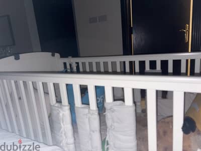 baby crib