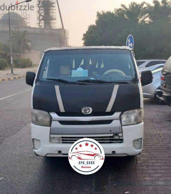 Toyota Hiace 2014 1