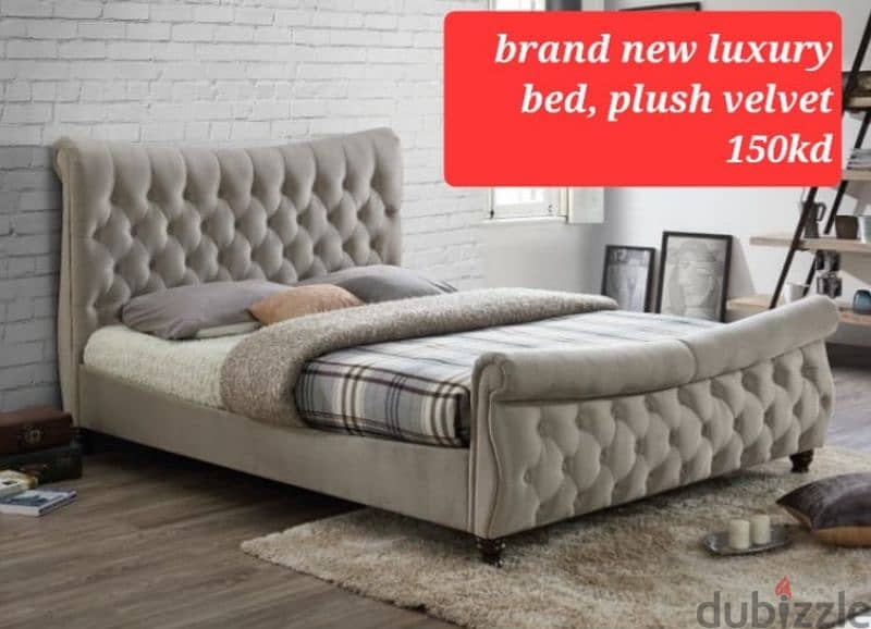 brand new plush velvet bed, original box 0