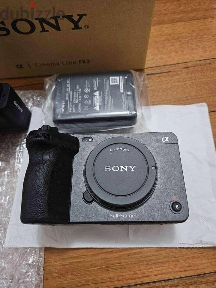 Sony Alpha FX3 Full-frame Cinema Line 1