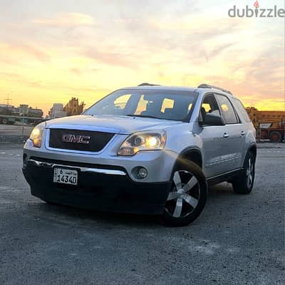 Super Clean GMC Acadia