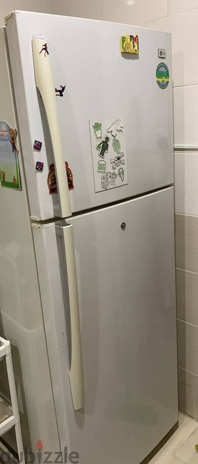 LG 392 Litre refrigerator in good working condition