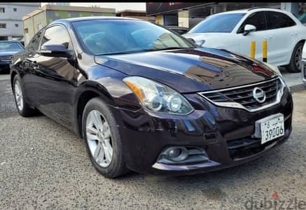 Nissan Altima 2010