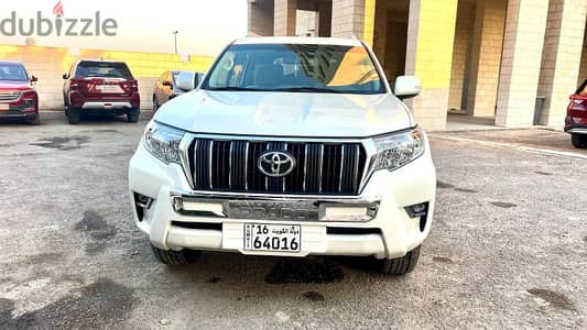 Toyota prado(v6) 2019 model white colour (39000) km driven.