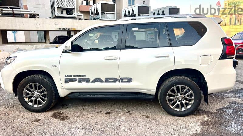 Toyota prado(v6) 2019 model white colour (39000) km driven. 1