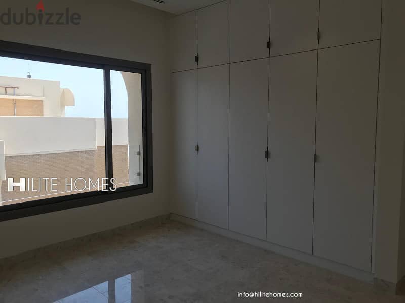 Three bedroom Sea view apartment for rent in Shaab 2