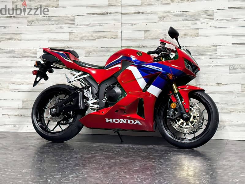 2023 Honda CBR 600RR  (+97466574363) 1