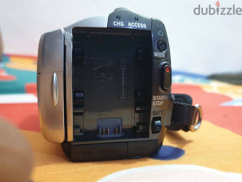 Sony DCR-SR67 HandyCam 2