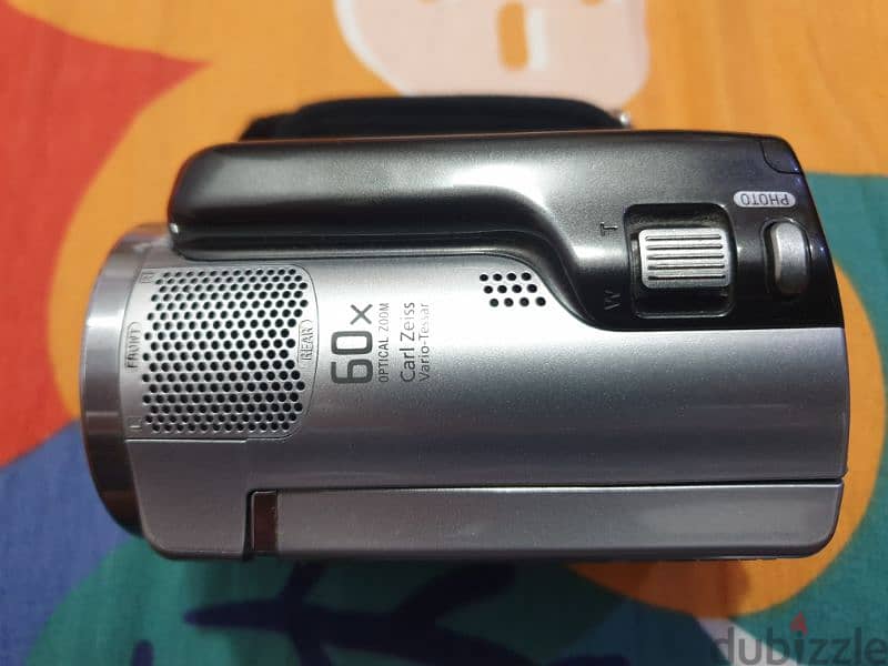 Sony DCR-SR67 HandyCam 3