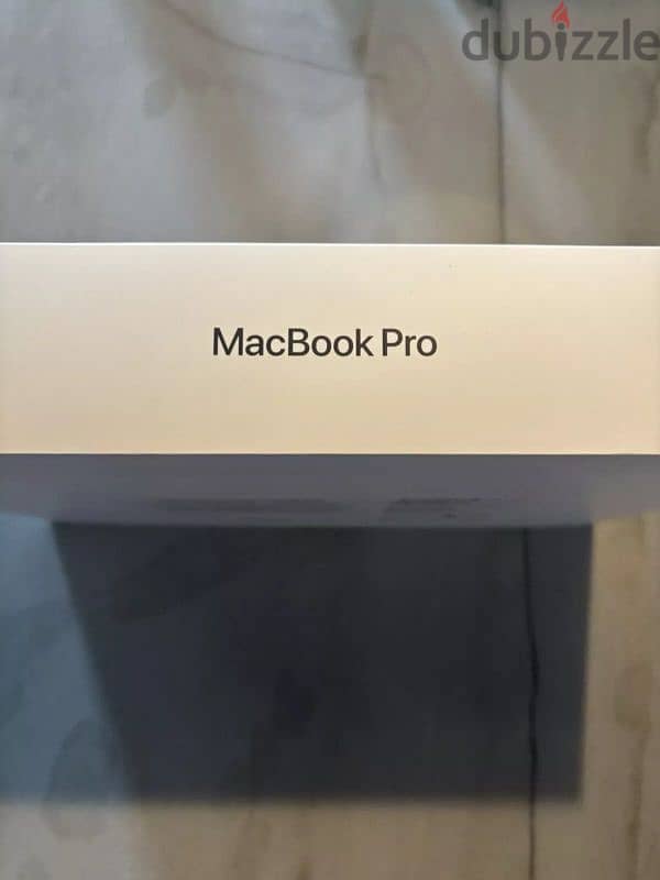 MacBook Pro M3 Pro chip 18/512 Space black/ 14inch sealed package 4