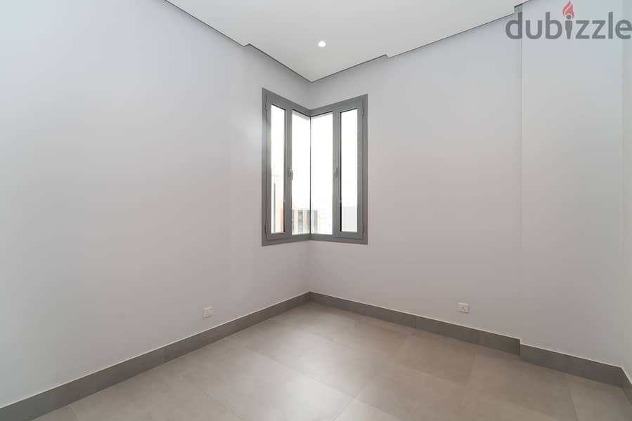 Salmiya – nice, small three bedroom apartment w/pool 6