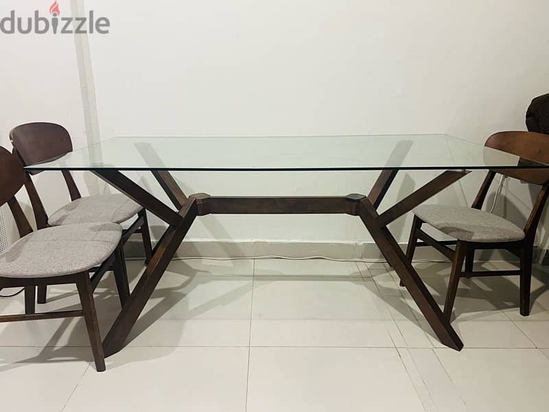 Abyat Dining table 0