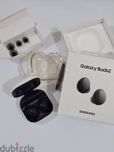 For Sale: Samsung Galaxy Buds2