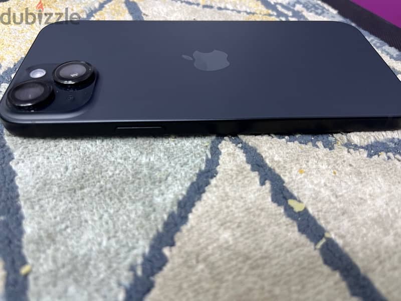 I phone 15 plus 256gb black 4