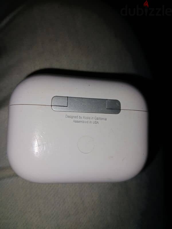 Apple AirPods Pro (2nd Generation3 airpods have only with cover 0