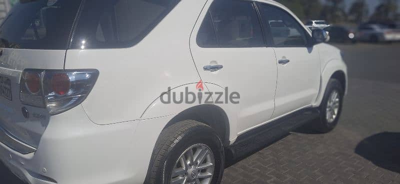 Toyota Fortuner 2015 5