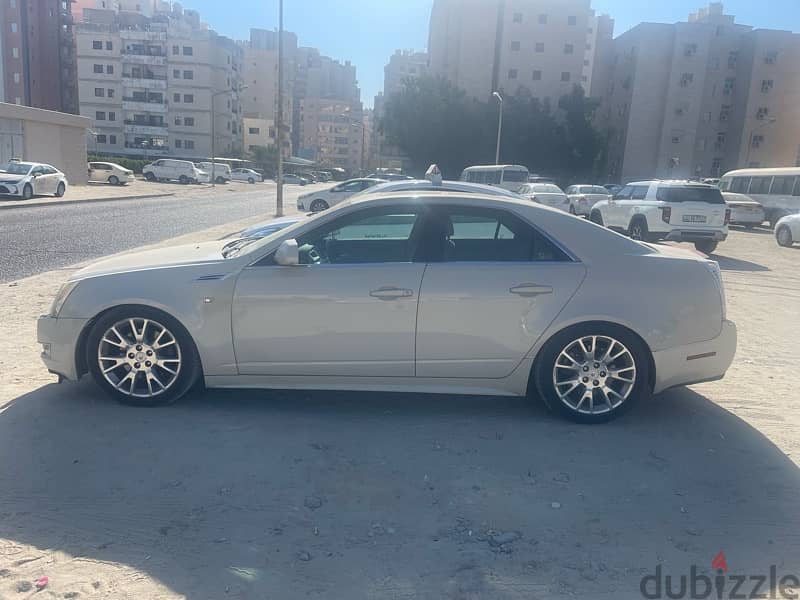 كاديلاك CTS 2010    6 cylinder 2