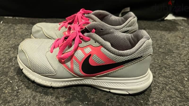 Nike DownShift 6 0