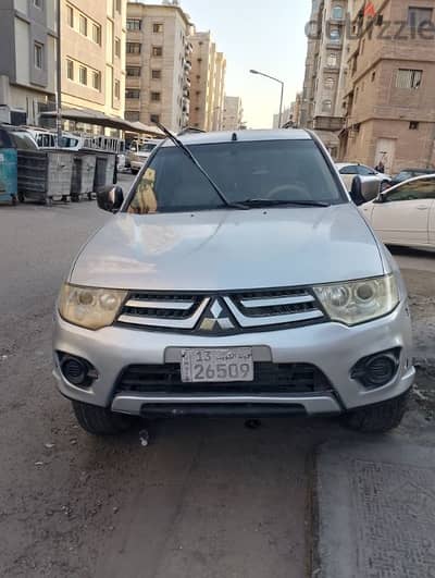 Mitsubishi Pajero 2014