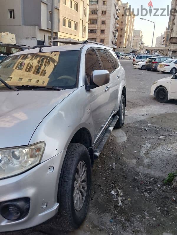 Mitsubishi Pajero 2014 1