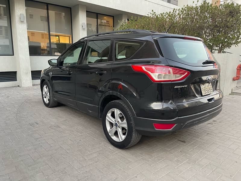 Used 2015 Ford Escape for sale 1