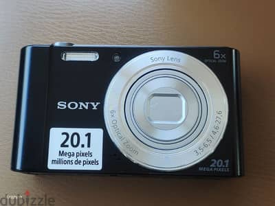 Sony dsc w810 digital camera with charger and lexar memory card 64 gb