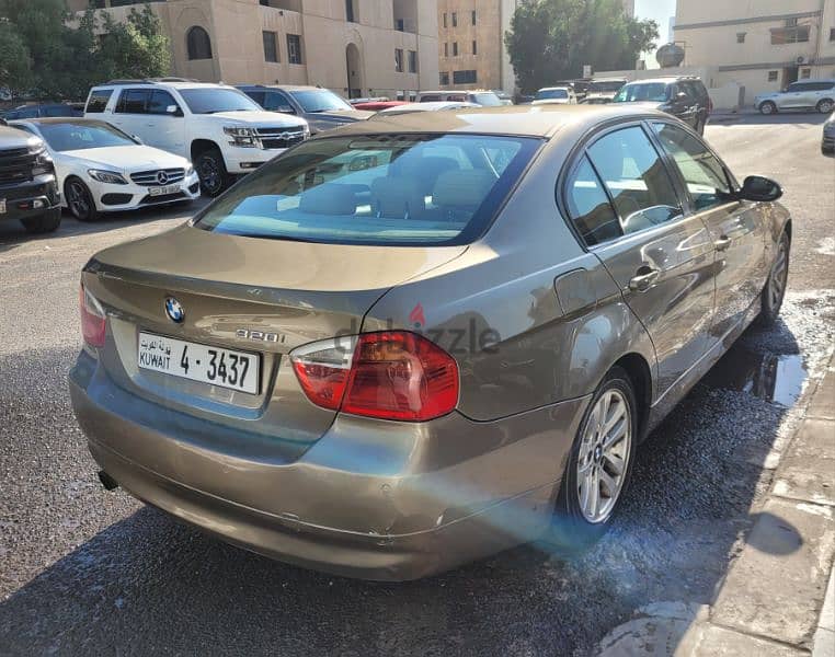 BMW 3-Series 2007 5