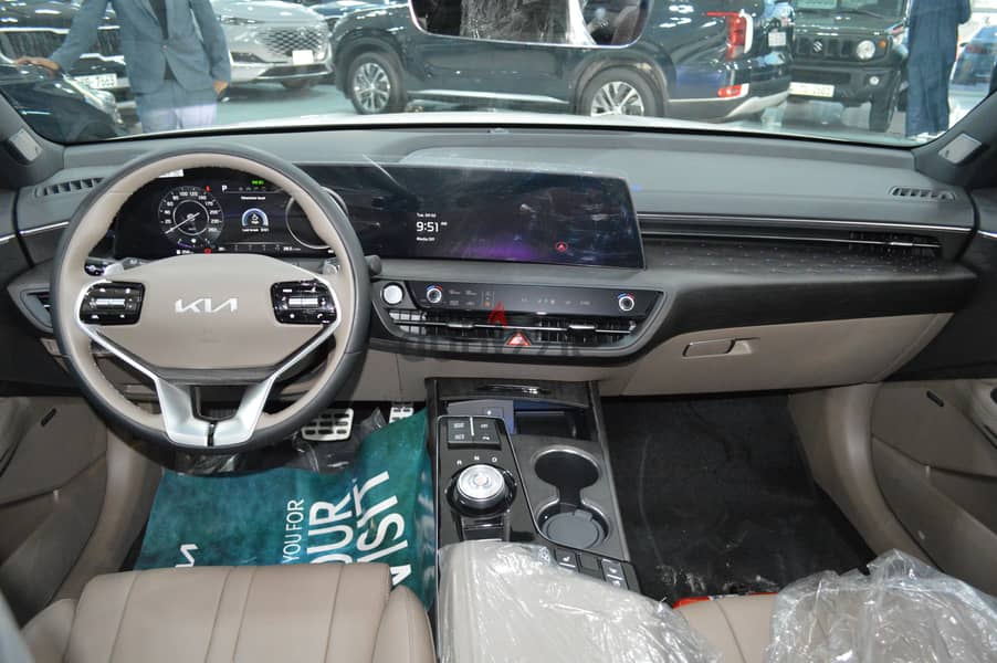 Kia K8 2023 (G159-35) Zero Mileage 6