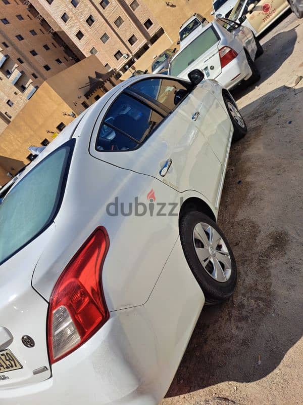 Nissan Sunny 2015 2