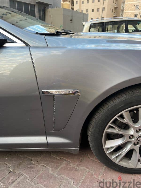 jaguar xf (X250) side fender panel 1