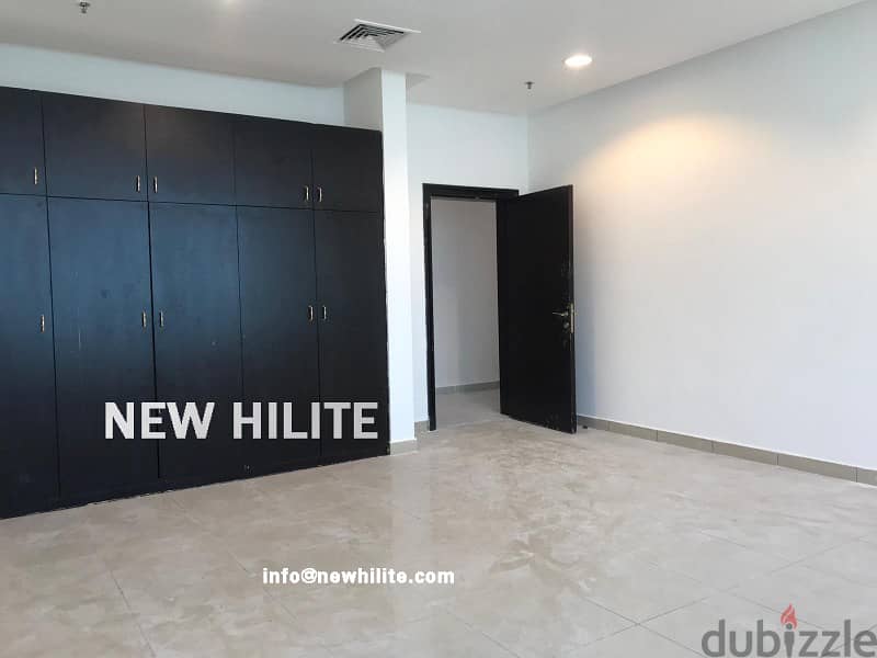 Three bedroom sea view apartment for rent in Salmiya 4