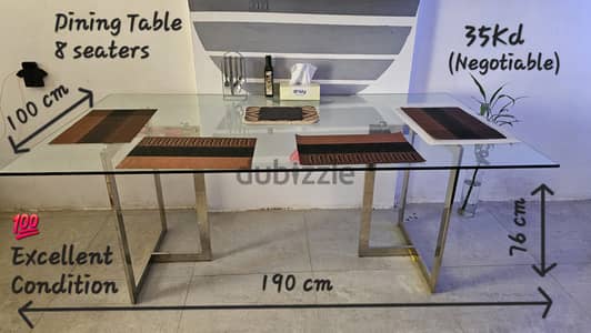 Dining Table/Chairs