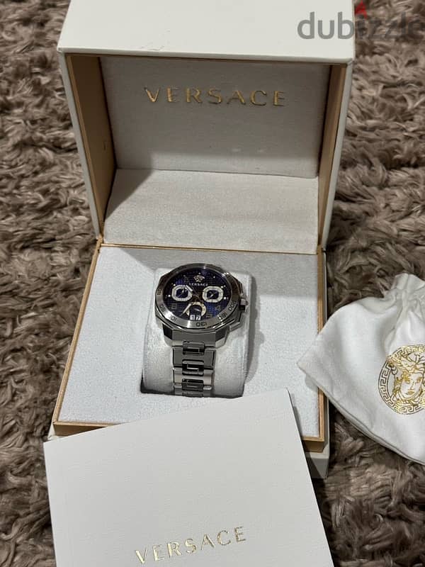 Versace watch for men 2