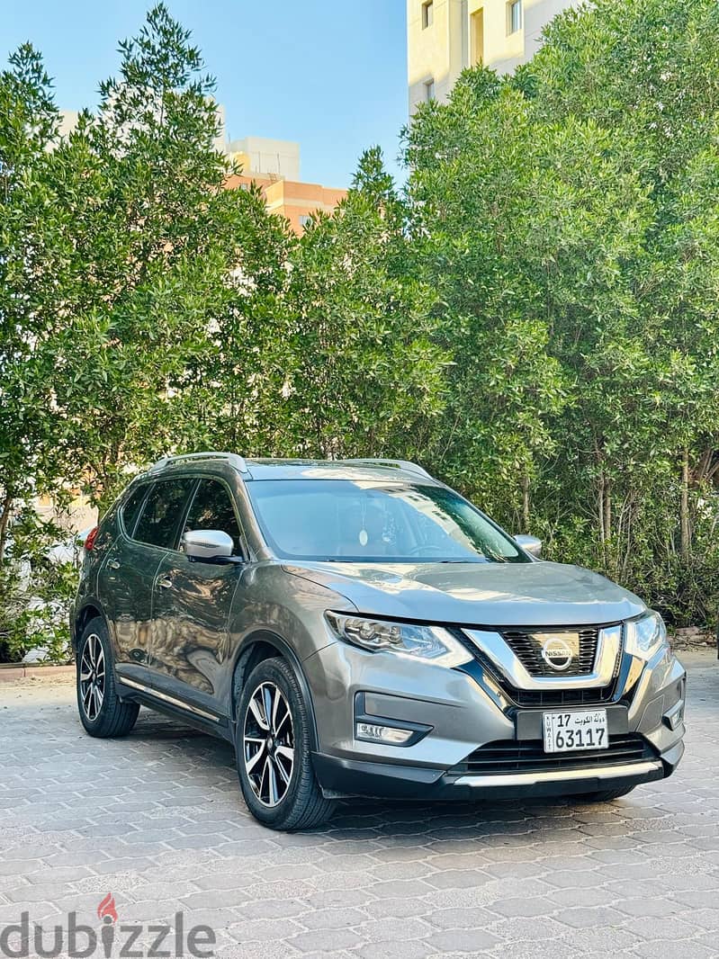 Nissan X-Trail 2020 model 2.5 SL- 7 Seater highest category for sale 1