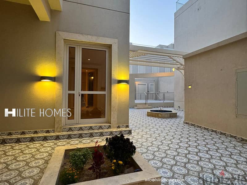 Four bedroom Complex Villa for rent in Abu Al Hasaniya 3