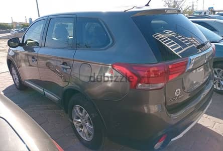 Mitsubishi Outlander 2016