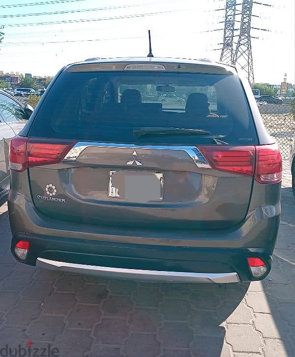 Mitsubishi Outlander 2016 1