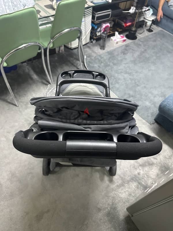 staller and car seat for baby 2