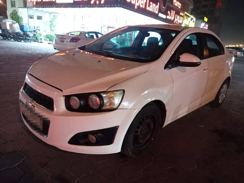 for urgent sale Chevrolet 4 cylinders model 2012, everything is OK, 5