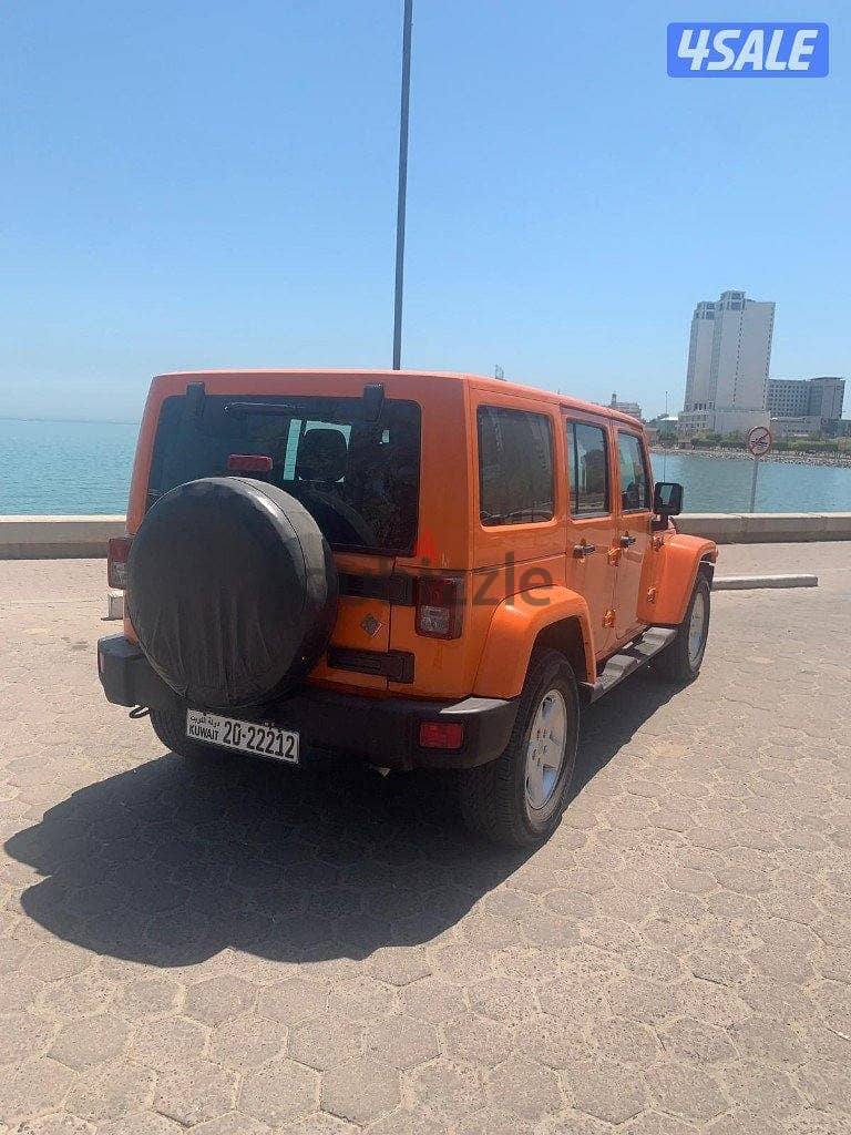 Jeep Wrangler 2011 Jeep Wrangler Sahara Limited 2012 4