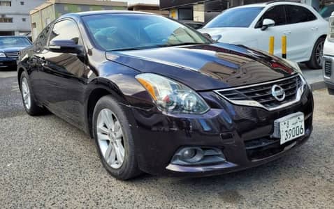 Nissan Altima 2010