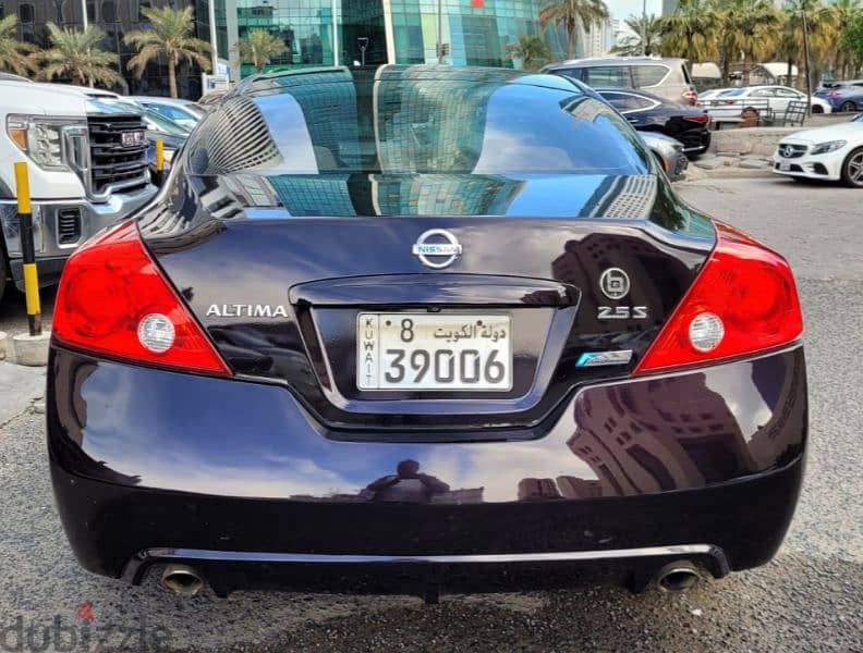 Nissan Altima 2010 2