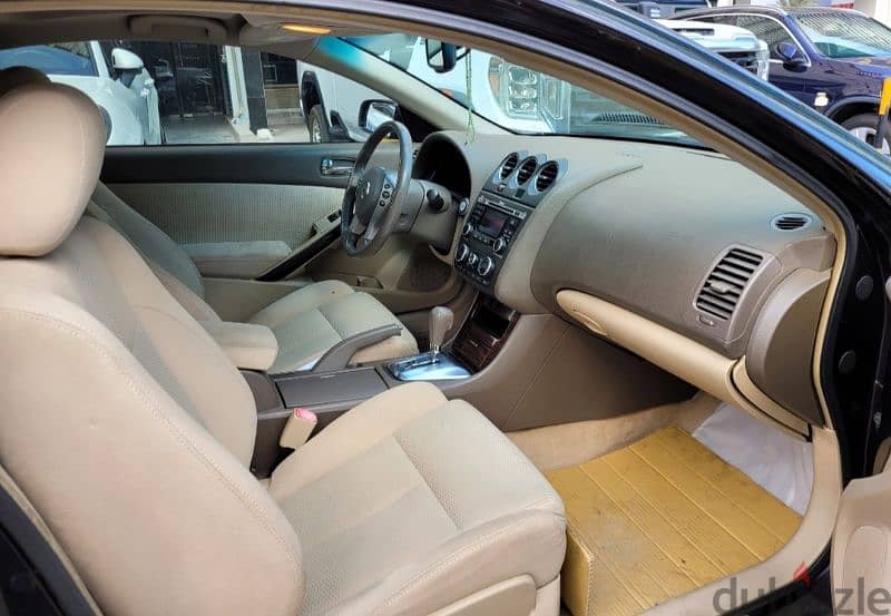 Nissan Altima 2010 3