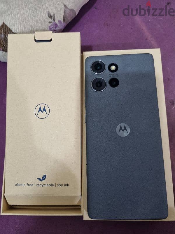 motrola 50 edge 512 giga ram 12 open box only 3