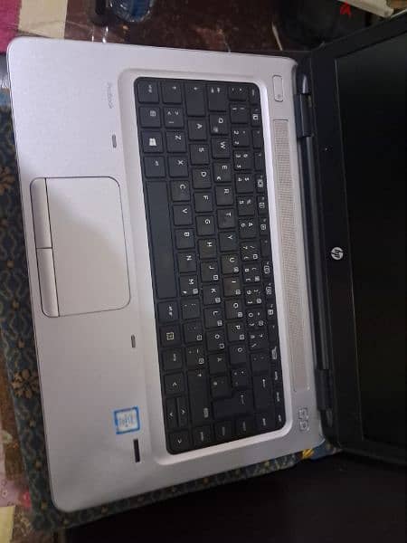 لاب توب hp.  كور i5 بحاله ممتازه الجيل السابع 1