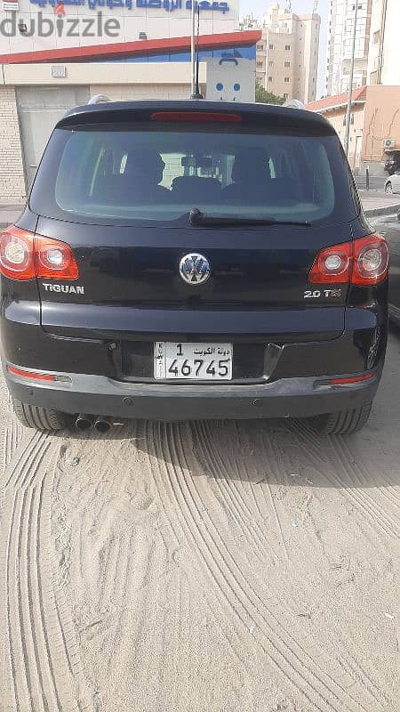 Volkswagen Tiguan 2009 family uses suv for sale in salmiya 1