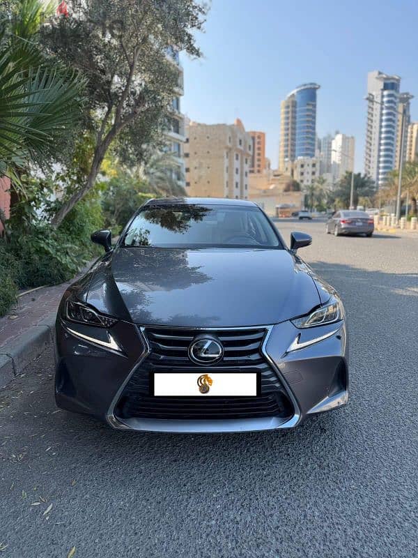 Lexus IS-Series 2017 Full Option 1