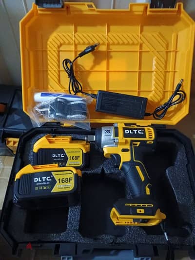 Cordless Impact Wrench Kit